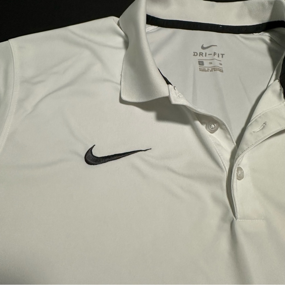 Nike Dri-Fit Golf Polo Shirt - Picture 2 of 5